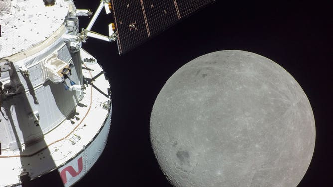 NASA's Orion spacecraft takes a "selfie" with the moon on Nov. 21, 2022 during the Artemis 1 test flight.