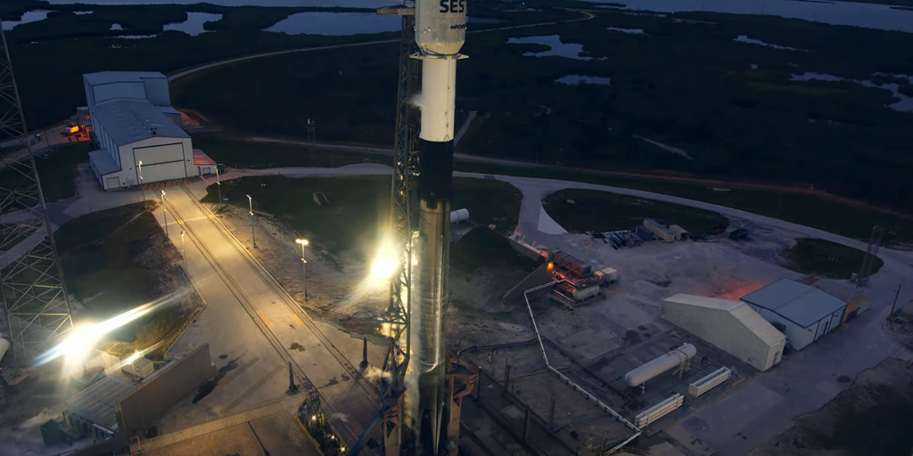 SpaceX caps off busy 48 hours with 3 successful rocket launches Fox