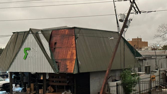 Louisiana tornado damage