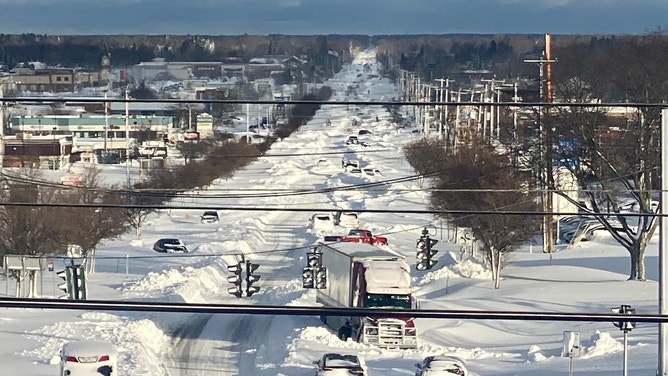 Photo taken from the Sheridan Drive overpass in Buffalo, looking north on Transit Road in Erie County at 9:30 a.m. on December 25, 2022.