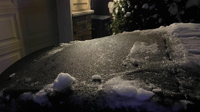 Freezing rain wreaks havoc in Pacific Northwest, snarls air traffic at