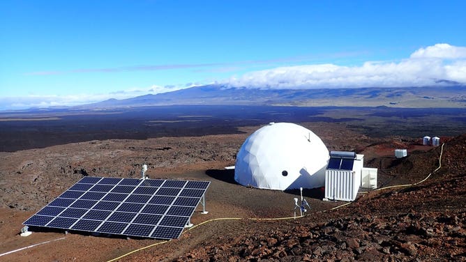 Moon base threatened on Hawaii