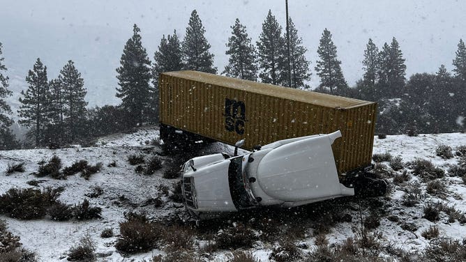 Semi crash on I-80