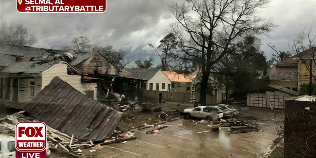‘Significant damage’ in Selma, Alabama, after tornado hits community