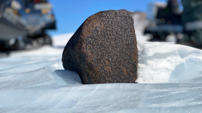 Hefty meteorite containing materials billions of years old found by researchers in Antarctica