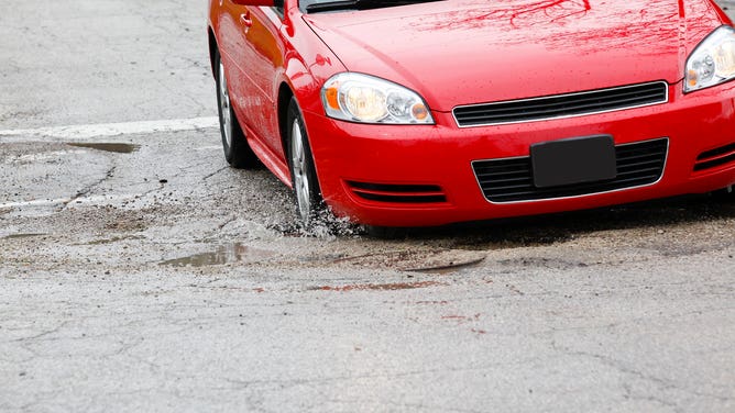 Who’s at the hook to your automotive’s pothole injury? It will not be all on you