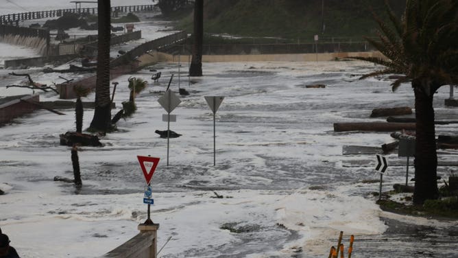 Deadly bomb cyclone washes away popular California beach Fox Weather