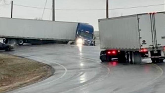 Semi truck jackknifed in Texas