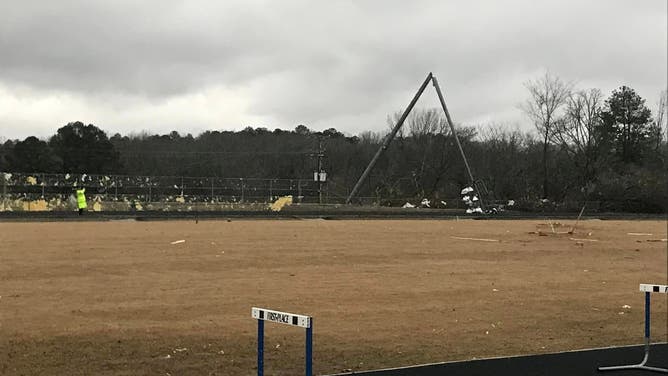 Tornado hits school in Hot Springs, AR