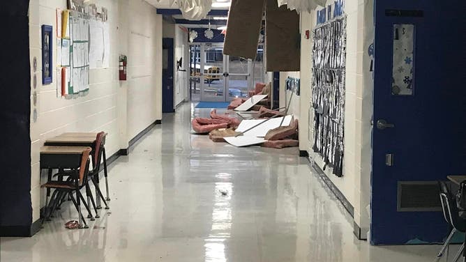 Tornado hits school in Hot Springs, AR