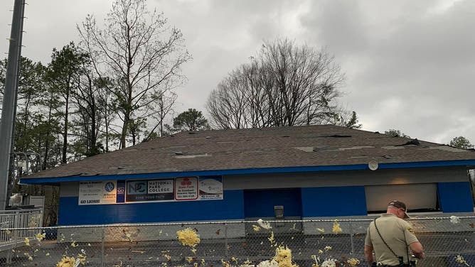 Tornado hits school in Hot Springs, AR