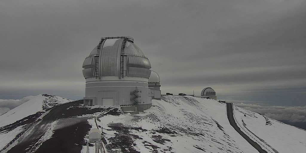 Hawaii sees first snowfall as other cities across the US see snow drought