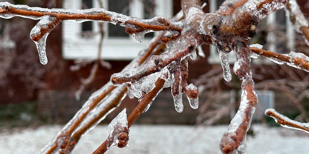 Snow, ice to blanket Midwest creating ‘treacherous’ travel conditions