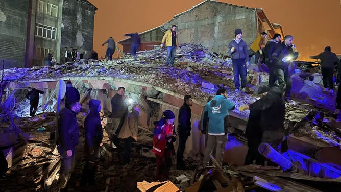 Earthquakes jolts Turkiye's provinces