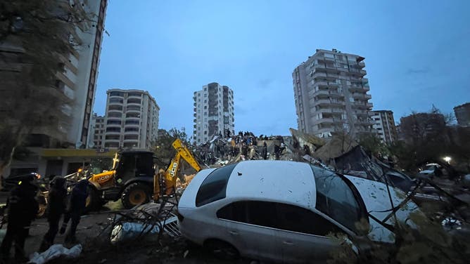 Earthquakes jolts Turkiye's provinces