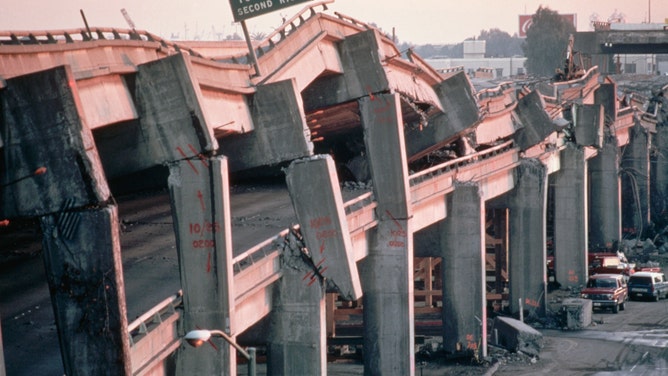 Wreckage of the Cypress Freeway