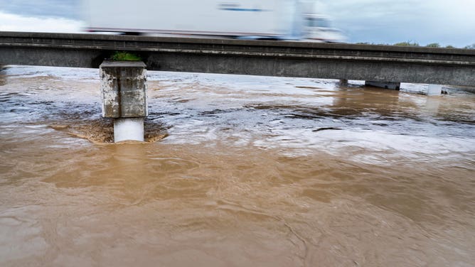 California Reeling From Mudslides, Wind Damage After Latest Atmospheric ...