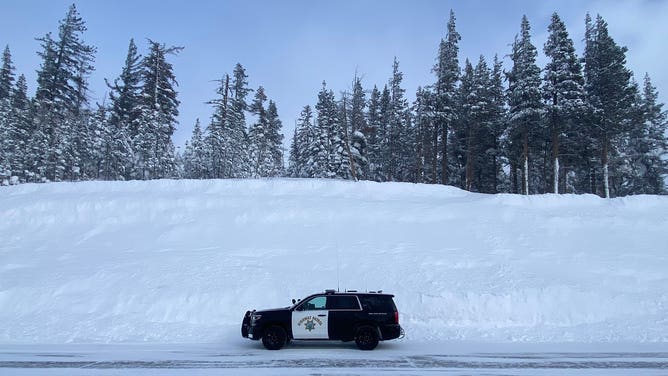 Heavy snow in Sierra Nevada