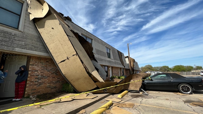 Damage to Irving, Texas Apartment