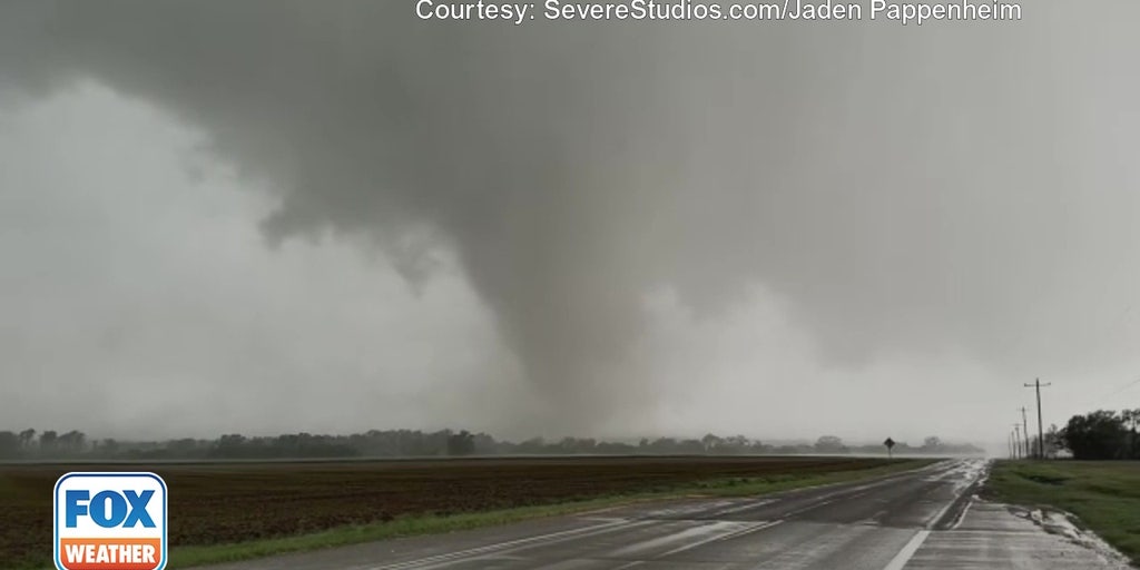 The Daily Weather Update from FOX Weather: Strong tornadoes possible in ...