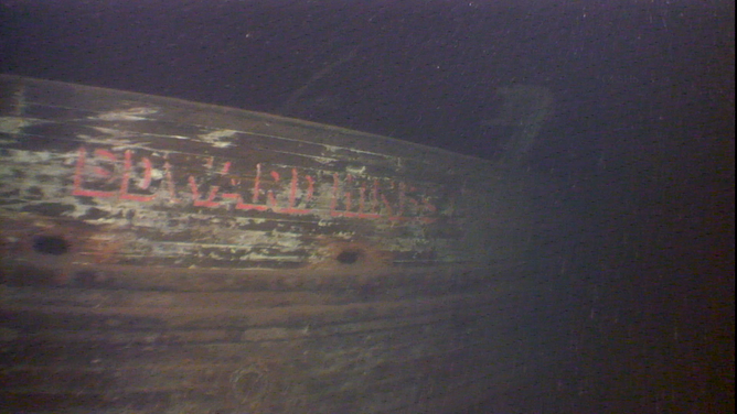In red letters are some of the words in "Edward Hines Lumber Company" on the Curtis.