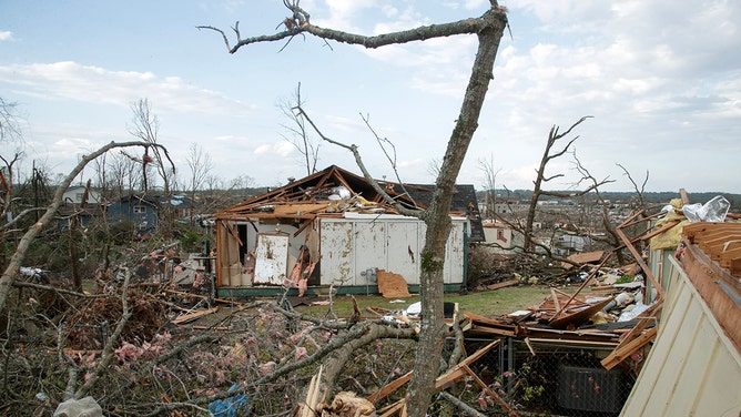 Large Tornado Sweeps Through Little Rock, Arkansas