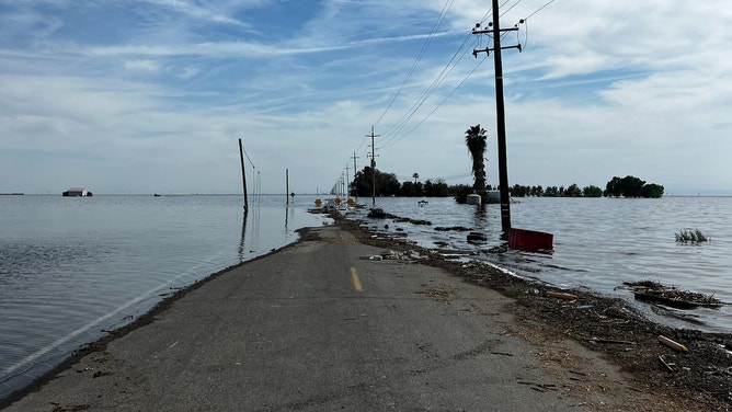 A flooded Tulare Lake. April 2023.