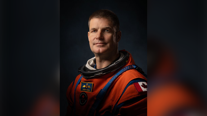 Artemis II mission specialist Jeremy Hansen.