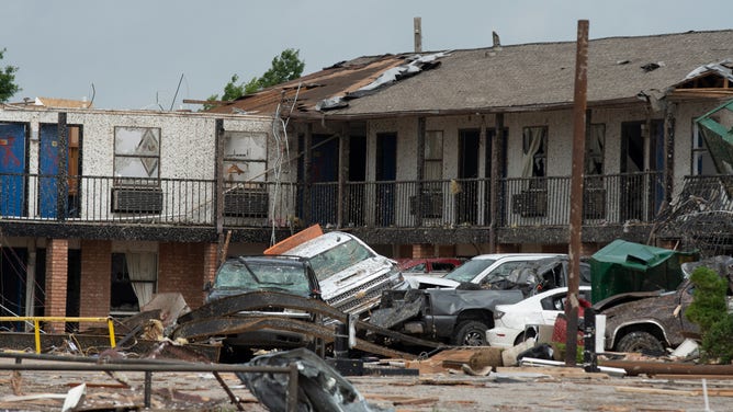 Series Of Tornadoes Rips Through Oklahoma City Area