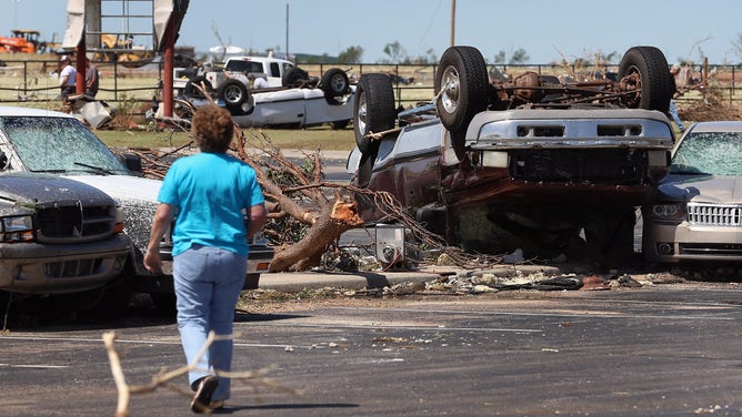 Series Of Tornadoes Rips Through Oklahoma City Area