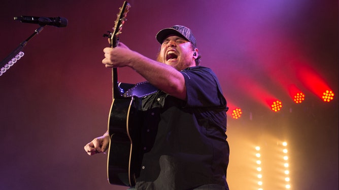 Luke Combs With Ashley McBryde In Concert