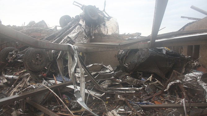 Moore, Oklahoma EF-5 Tornado Damage May 20, 2013