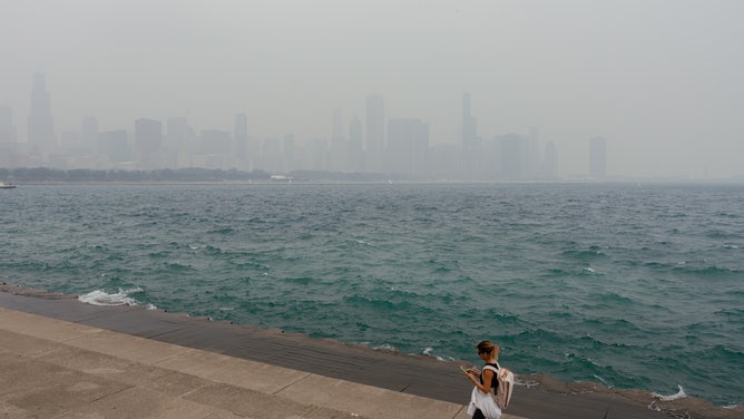 Air quality in Chicago area at unhealthy levels due to smoke from Canadian wildfires