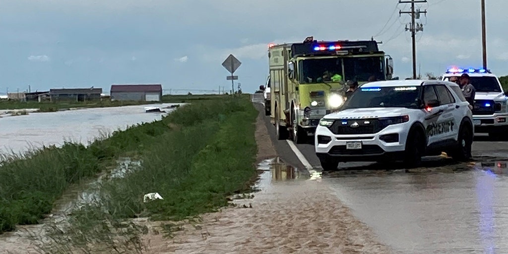1 killed in Colorado floodwaters after driver ignores road barricades