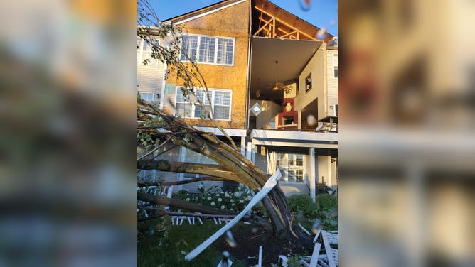 Damage in Indian Head Park