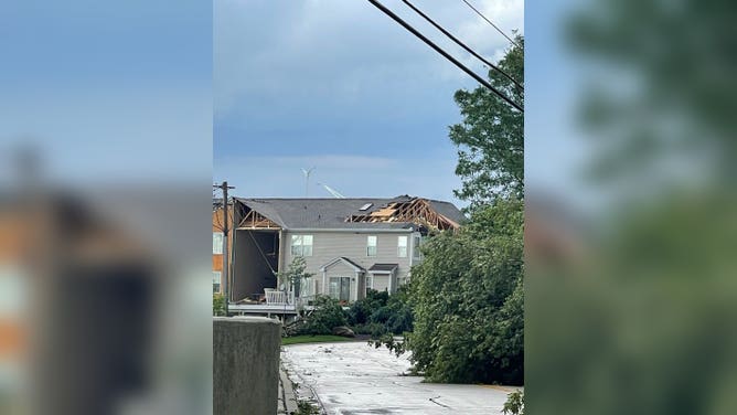 Damage in Indian Head Park