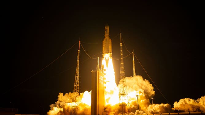 The Ariane 5 rocket launches from Europe’s Spaceport in French Guiana carrying to space two payloads – the German space agency DLR’s experimental communications satellite Heinrich Hertz and the French communications satellite Syracuse 4b.