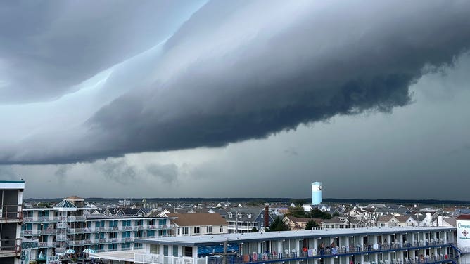 Shelf cloud over Wildwood, New Jersey. July 25, 2023.