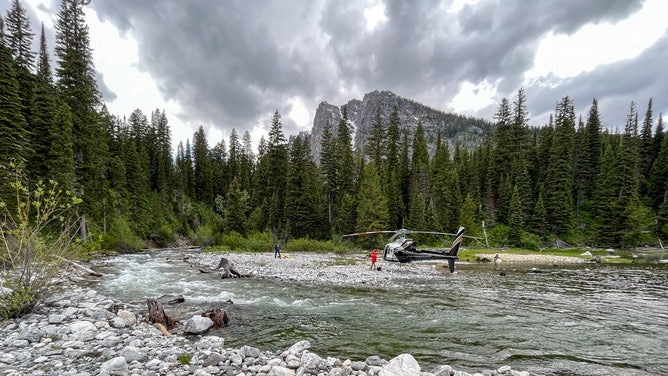 WY Helicopter landing