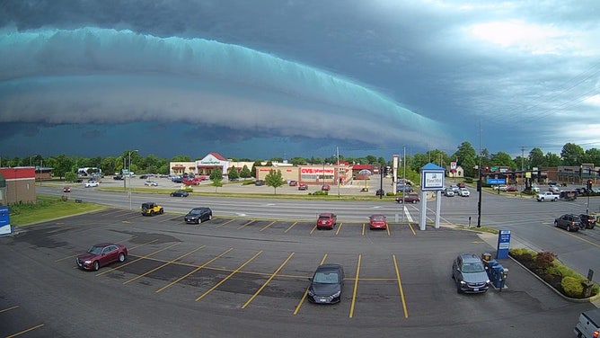 Shelf Cloud over Illinois