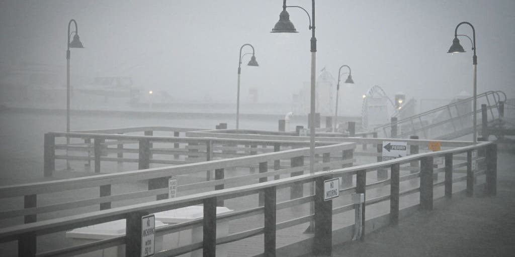 Watch video shows hurricane idalia s dangerous storm surge