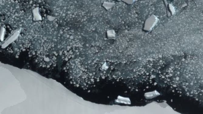 Smyley Island sea ice breaking up by December 2022.