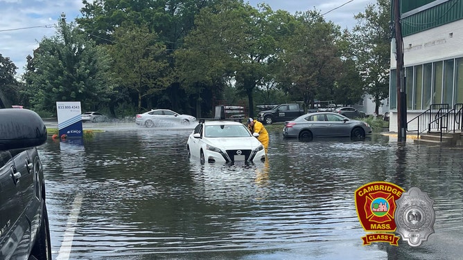 Cambridge Fire Dept water rescue