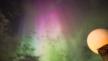 Northern Lights put on dazzling nighttime display across the US
