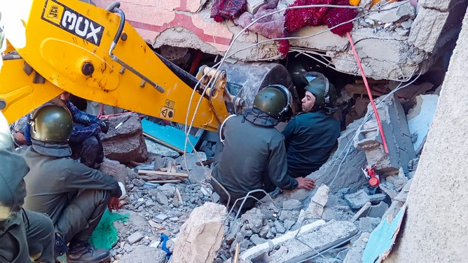 Over 800 killed in powerful quake in Morocco