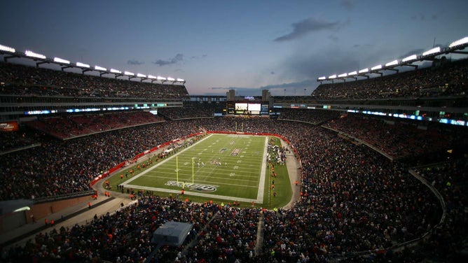 New England Patriots vs. Miami Dolphins - Gillette Stadium