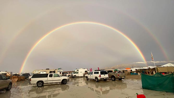 Raiders' stadium roof leaks amid rainstorms in Las Vegas; UNLV