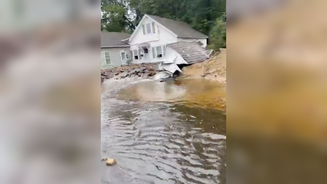 Flash flooding emergency leaves widespread water damage in ...