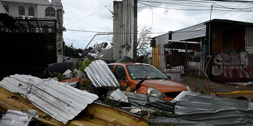Hurricane Otis leaves Acapulco in ruins