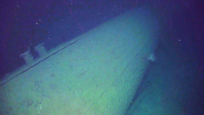 Overview of parts of the wreck.